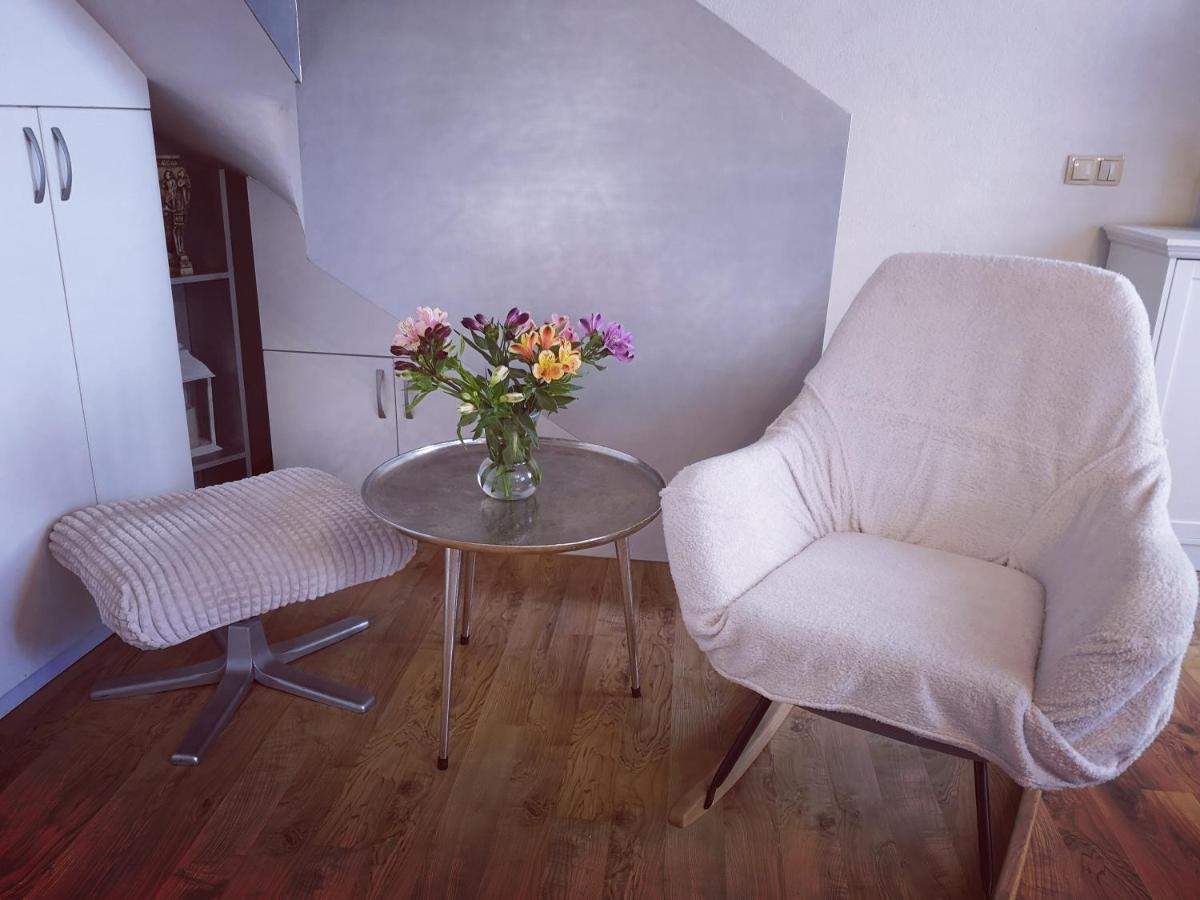 Apartman Hygge โอมิช ภายนอก รูปภาพ